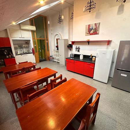 25 Hours Hostel VNO Buitenkant foto