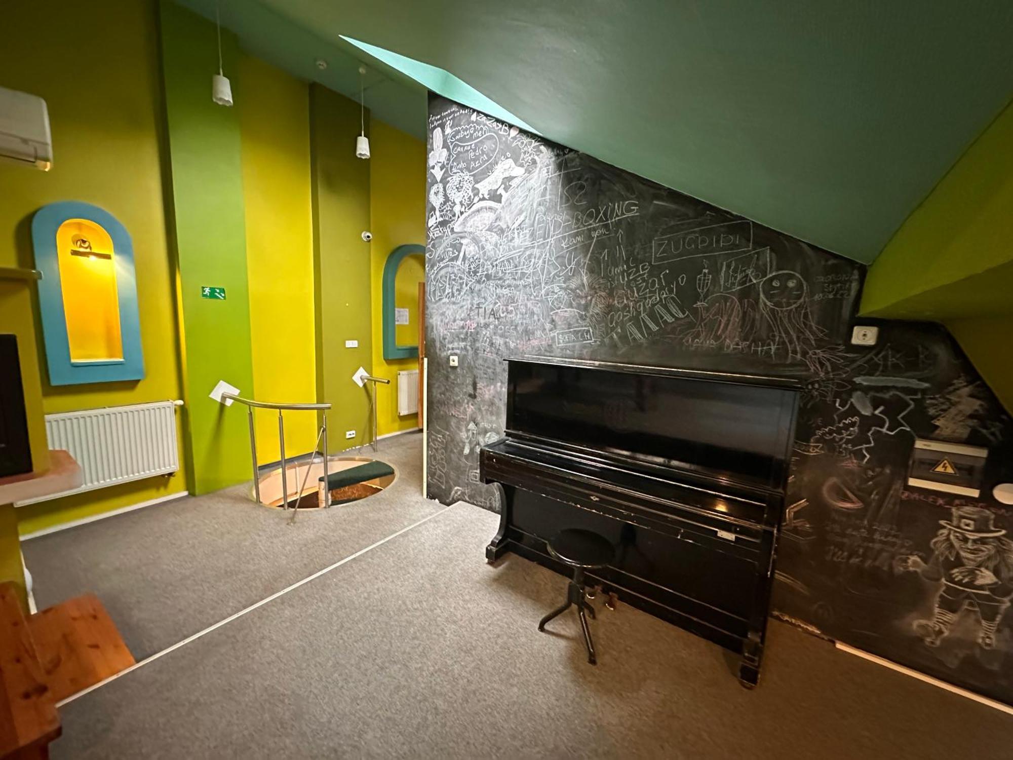 25 Hours Hostel VNO Buitenkant foto